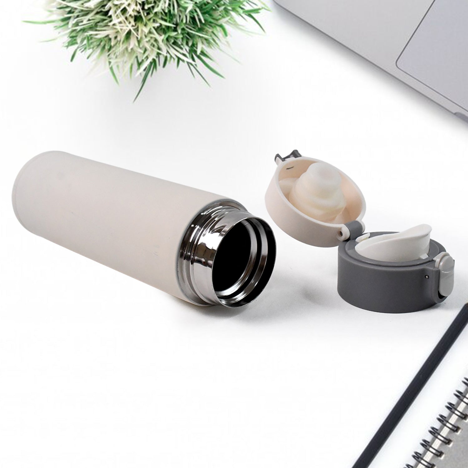 Stainless Steel Insulated Water Cup (550ml Approx) Stainless Steel Insulated Water Cup (550ml Approx)